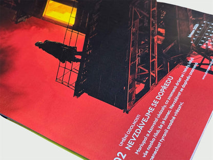 CiLoN Wall-Mounted Disposable Toilet Brush Kit and 30 Fresh Bleach Scrubbing Sponge Pads. Toilet Brush and Holder Set. Bathroom Space Saving Toilet Bowl Cleaning Wand & Holder (Starter Kit + 30 Brush)